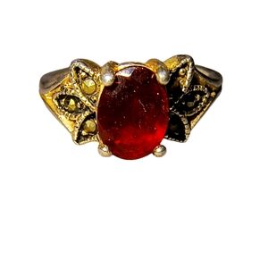 Vintage Garnet, Marcasite and Sterling Silver Gemstone Ring
